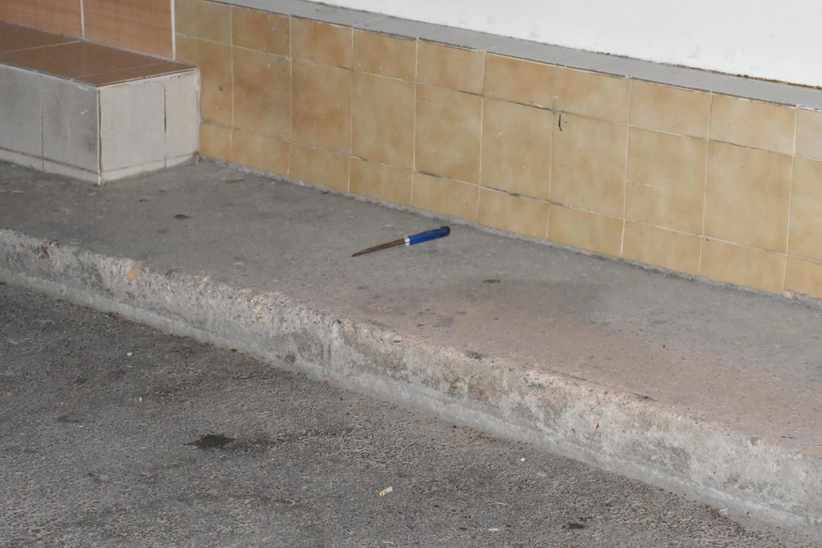 Kayınpeder, kendisine silah çeken damadını bıçakladı